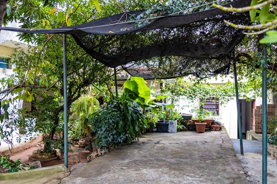 Garagem de casa para alugar com 3 quartos, 600m² em Palmeiras, Belo Horizonte