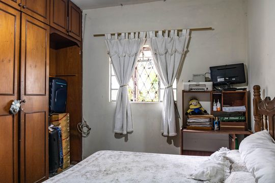 Quarto 1 de casa para alugar com 3 quartos, 600m² em Palmeiras, Belo Horizonte