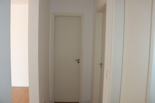 Corredor de apartamento para alugar com 3 quartos, 125m² em Vila Bonfim, Embu das Artes