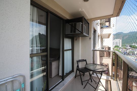Varanda de apartamento à venda com 2 quartos, 66m² em Jacarepaguá, Rio de Janeiro