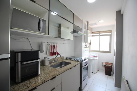 Cozinha de apartamento à venda com 2 quartos, 66m² em Jacarepaguá, Rio de Janeiro