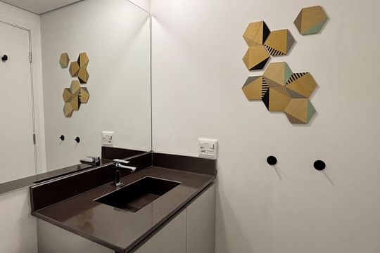 Banheiro Social de kitnet/studio à venda com 0 quarto, 23m² em Vila Mariana, São Paulo