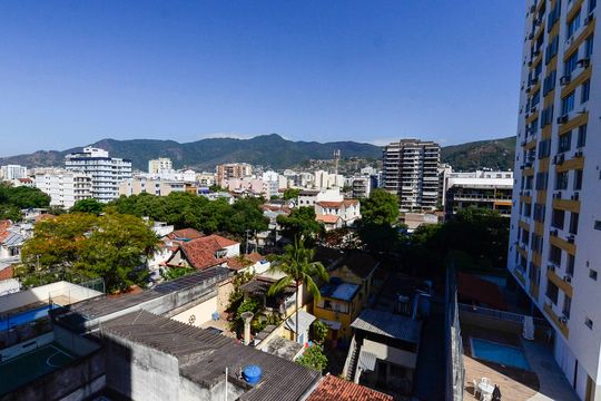Vista do Quarto 2 de apartamento à venda com 2 quartos, 50m² em Vila Isabel, Rio de Janeiro