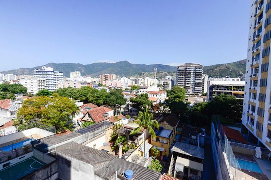 Quarto 1 de apartamento à venda com 2 quartos, 50m² em Vila Isabel, Rio de Janeiro