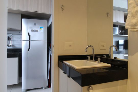Banheiro de kitnet/studio para alugar com 1 quarto, 30m² em Vila Olímpia, São Paulo