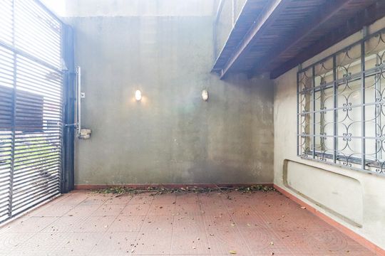 Garagem de casa para alugar com 3 quartos, 240m² em Jardim Trussardi, São Paulo