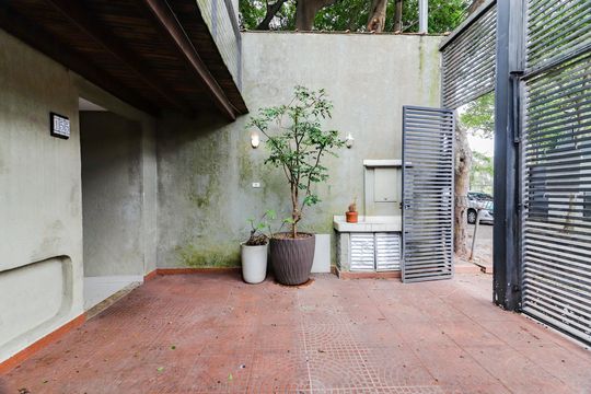 Garagem de casa para alugar com 3 quartos, 240m² em Jardim Trussardi, São Paulo