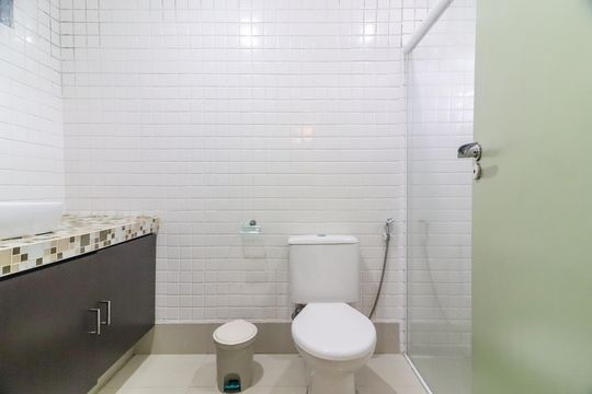 Banheiro da Suíte 3 de casa para alugar com 3 quartos, 240m² em Jardim Trussardi, São Paulo
