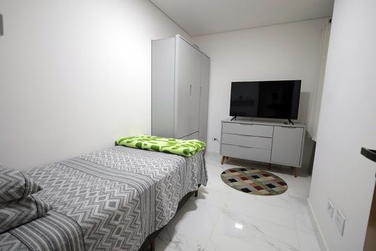 Quarto 1 de apartamento à venda com 3 quartos, 85m² em Pinheirinho, Santo André