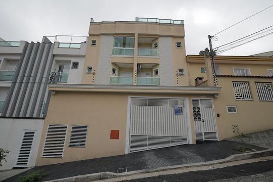 Fachada de apartamento à venda com 3 quartos, 85m² em Pinheirinho, Santo André