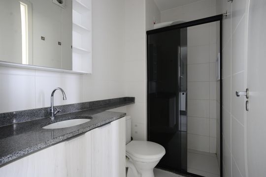 Banheiro de apartamento à venda com 2 quartos, 34m² em Cambuci, São Paulo