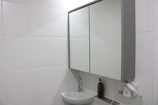 Banheiro de kitnet/studio à venda com 1 quarto, 26m² em Barra Funda, São Paulo