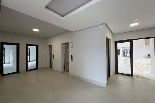 Hall social de apartamento à venda com 2 quartos, 55m² em Parque das Nações, Santo André