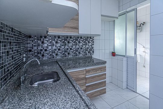 Cozinha de apartamento à venda com 3 quartos, 67m² em Vila Brasilio Machado, São Paulo