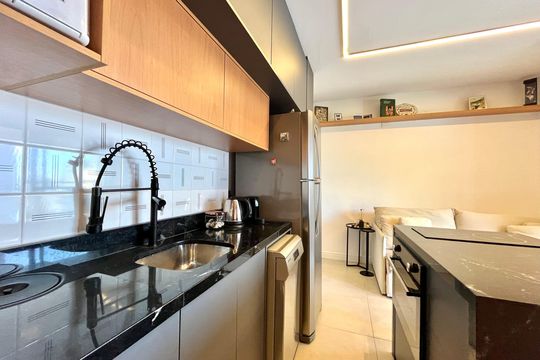 Cozinha de apartamento à venda com 1 quarto, 37m² em Chácara Inglesa, São Paulo
