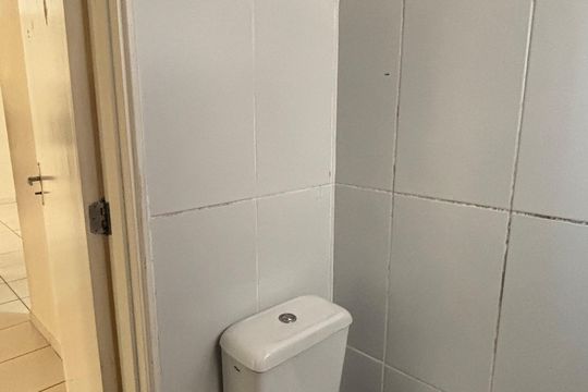 Banheiro de apartamento à venda com 2 quartos, 55m² em Jardim do Estádio, Santo André