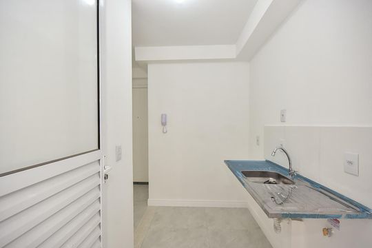 Cozinha de apartamento para alugar com 2 quartos, 44m² em Jardim Tres Irmaos, Taboão da Serra