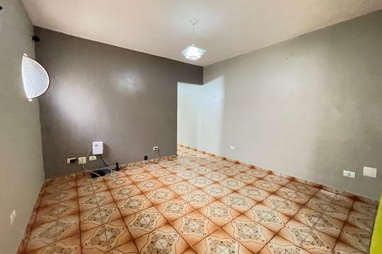Casa para alugar com 3 quartos, 200m² em Vila Sonia, São Paulo