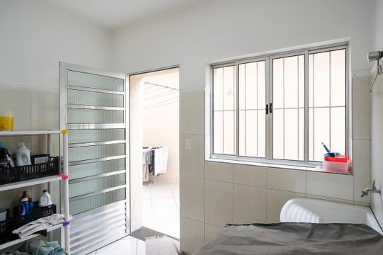 Área de serviço de casa à venda com 3 quartos, 250m² em Vila Caminho do Mar, São Bernardo do Campo