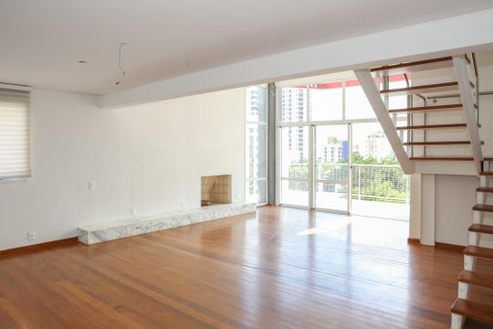Apartamento à venda com 2 quartos, 210m² em Jardim das Bandeiras, São Paulo