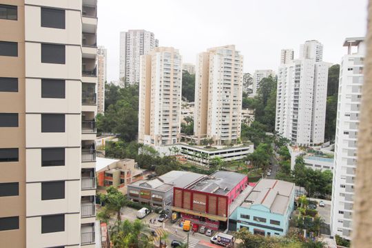 Vista da Suíte 1 de apartamento à venda com 3 quartos, 97m² em Vila Andrade, São Paulo