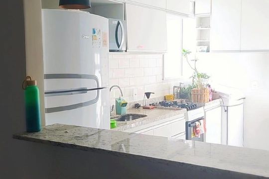 Cozinha de apartamento para alugar com 2 quartos, 45m² em Recreio dos Bandeirantes, Rio de Janeiro