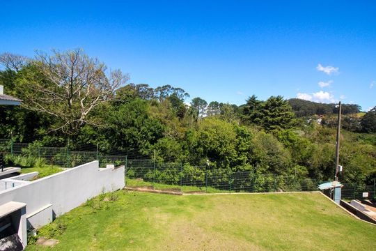 Vista da Suíte 3 de casa de condomínio à venda com 4 quartos, 248m² em Vila Nova, Porto Alegre