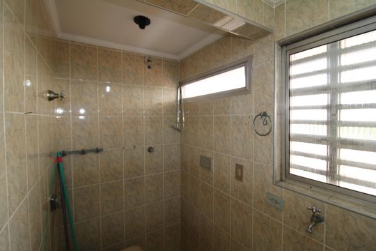 Banheiro de Serviço de apartamento à venda com 2 quartos, 80m² em Santana, São Paulo