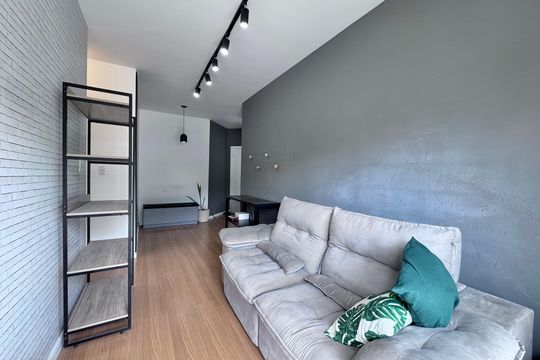Sala de apartamento à venda com 2 quartos, 54m² em Vargem Pequena, Rio de Janeiro