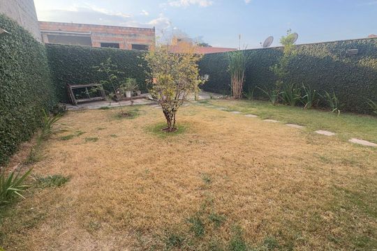 Jardim de casa à venda com 4 quartos, 350m² em Novo Eldorado, Contagem
