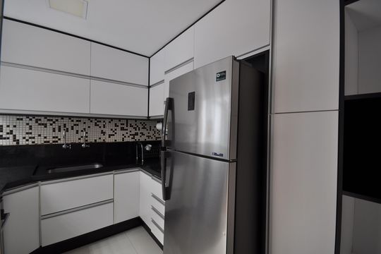 Cozinha de casa para alugar com 2 quartos, 80m² em Vila Gustavo, São Paulo
