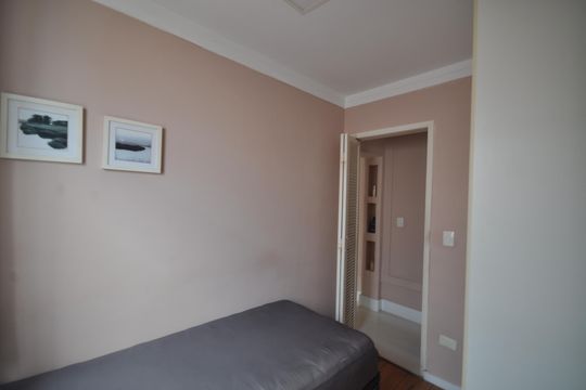 Quarto 2 de casa para alugar com 2 quartos, 80m² em Vila Gustavo, São Paulo