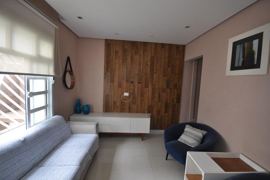 Sala de casa para alugar com 2 quartos, 80m² em Vila Gustavo, São Paulo