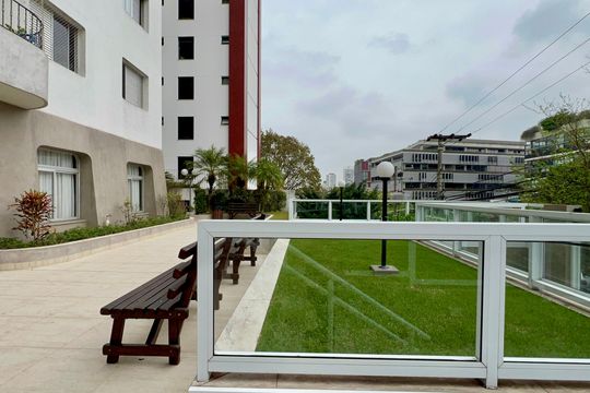 Área comum de apartamento à venda com 3 quartos, 117m² em Vila Madalena, São Paulo