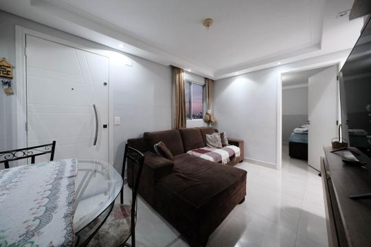 Sala de apartamento à venda com 2 quartos, 46m² em Itaquera, São Paulo