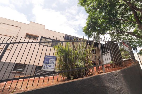 Placa de casa para alugar com 3 quartos, 270m² em Vila Rafael de Oliveira, Jundiaí