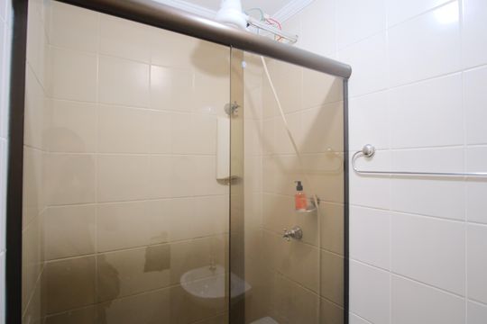Banheiro de Serviço de apartamento à venda com 3 quartos, 92m² em Vila Gomes Cardim, São Paulo
