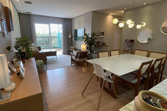 Apartamento para alugar com 3 quartos, 87m² em Jardim Tupanci, Barueri