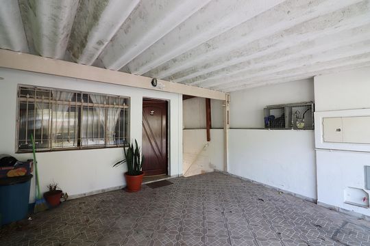 Garagem de casa à venda com 4 quartos, 165m² em Jardim Vera Cruz, São Bernardo do Campo