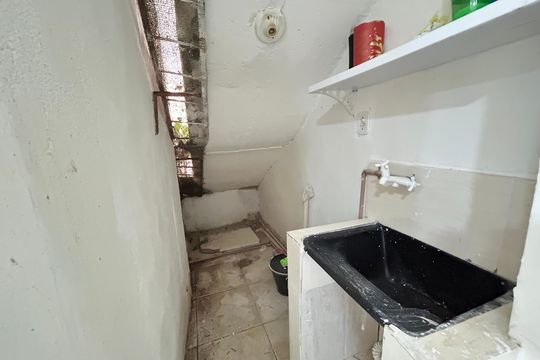 Área de Serviço de casa para alugar com 2 quartos, 75m² em Bento Ribeiro, Rio de Janeiro