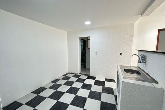 Cozinha de casa para alugar com 2 quartos, 75m² em Bento Ribeiro, Rio de Janeiro
