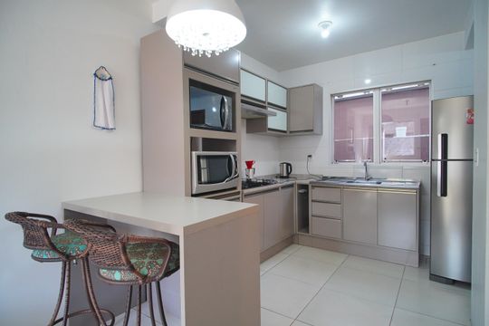 Cozinha de casa à venda com 2 quartos, 60m² em São Jorge, Novo Hamburgo