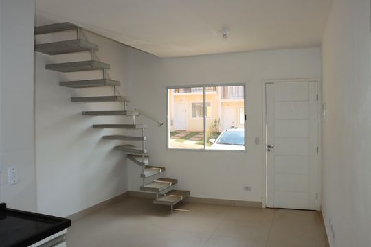 Casa de Condomínio para alugar com 2 quartos, 52m² em Chácara Ondas Verdes, Cotia