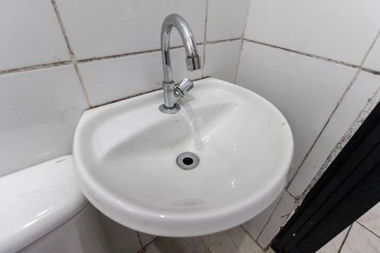 Banheiro de casa para alugar com 1 quarto, 42m² em Cidade Nova São Miguel, São Paulo
