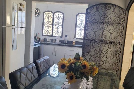 Casa à venda com 3 quartos, 272m² em Penha de França, São Paulo