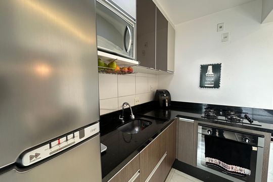 Cozinha de apartamento para alugar com 2 quartos, 53m² em Jardim Belval, Barueri