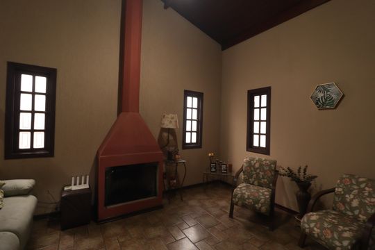 Sala de casa à venda com 3 quartos, 228m² em Cecap, Jundiaí