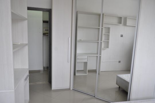Quarto de apartamento à venda com 1 quarto, 52m² em Higienópolis, Rio de Janeiro