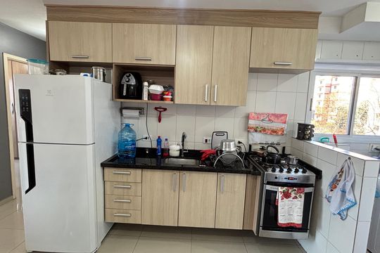 Cozinha de apartamento à venda com 2 quartos, 57m² em Vila Homero Thon, Santo André