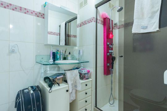 Banheiro da Suíte 1 de apartamento à venda com 2 quartos, 69m² em Vila Isabel, Rio de Janeiro